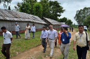 The Canadian diplomat visiting the camps. Photo: UNHCR Nepal